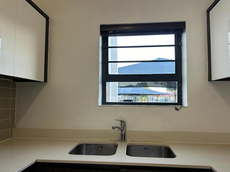 To Let 3 Bedroom Property for Rent in Sandown Western Cape